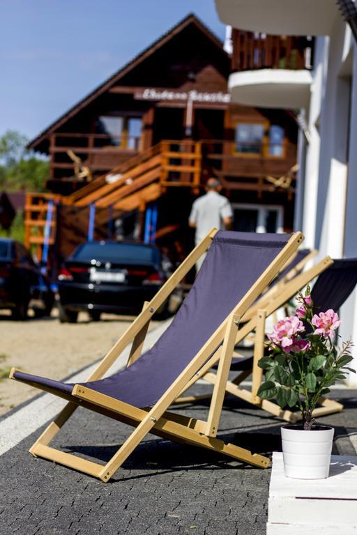 Bryza Rewa Hotell Exteriör bild